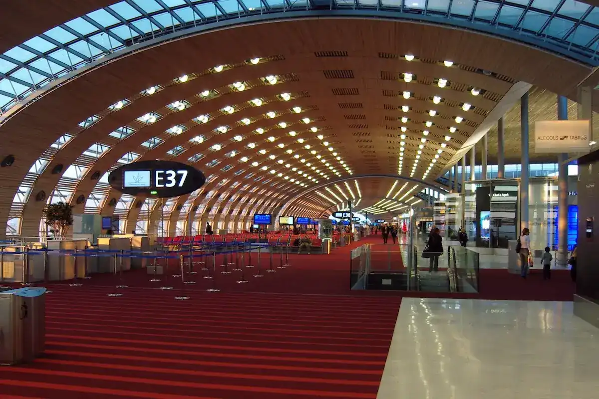 Terminal CDG Paris Charles-de-Gaulle — VTC depuis Lille